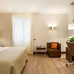 Starhotels Ritz 4* Milán