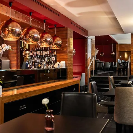 스타호텔 리츠 4* 밀라노